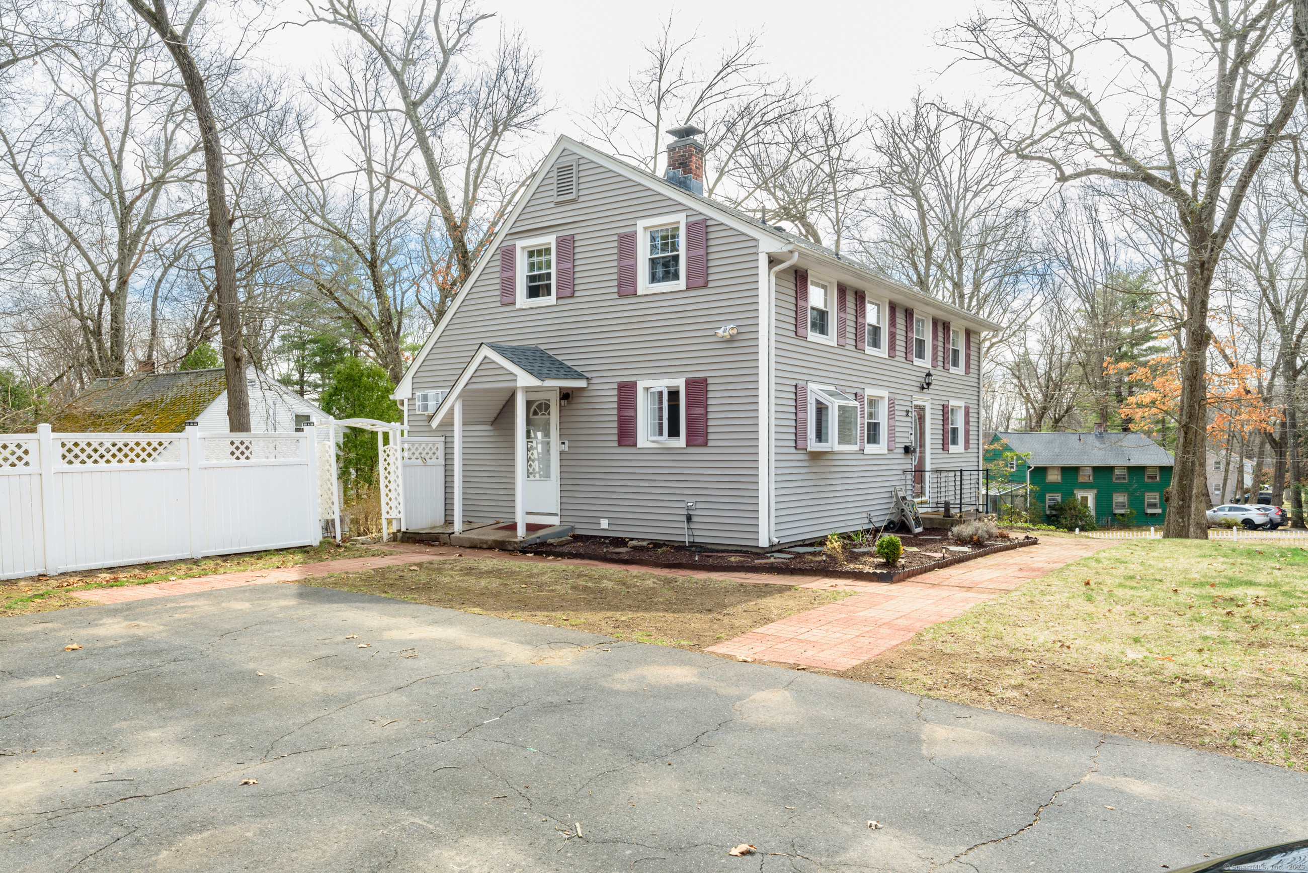32 Walker Lane, Bloomfield, Connecticut image 2