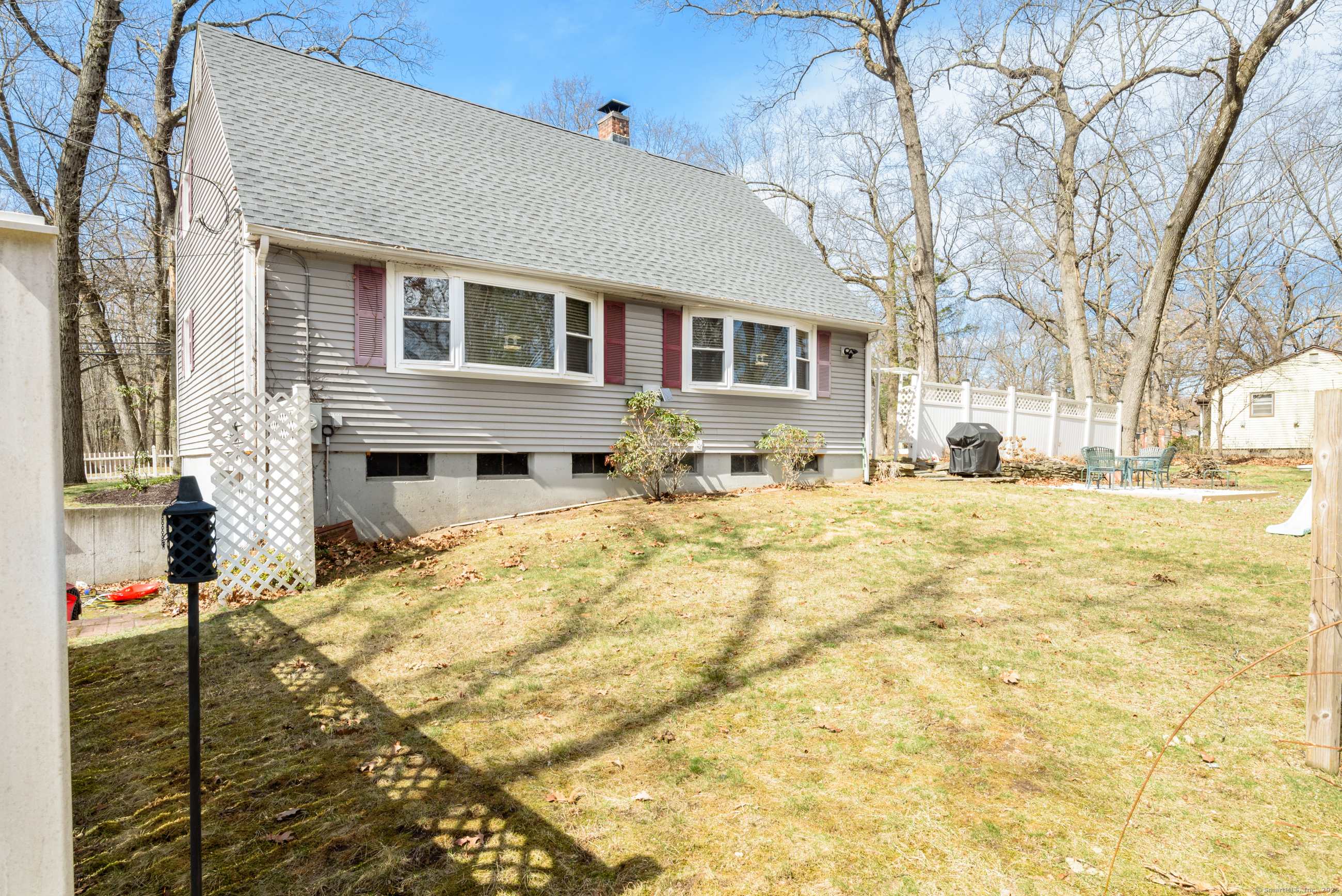 32 Walker Lane, Bloomfield, Connecticut image 6