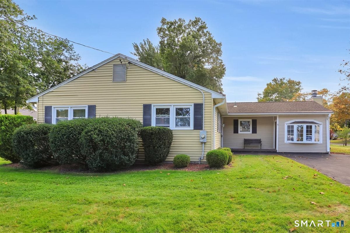7 Dogwood Lane