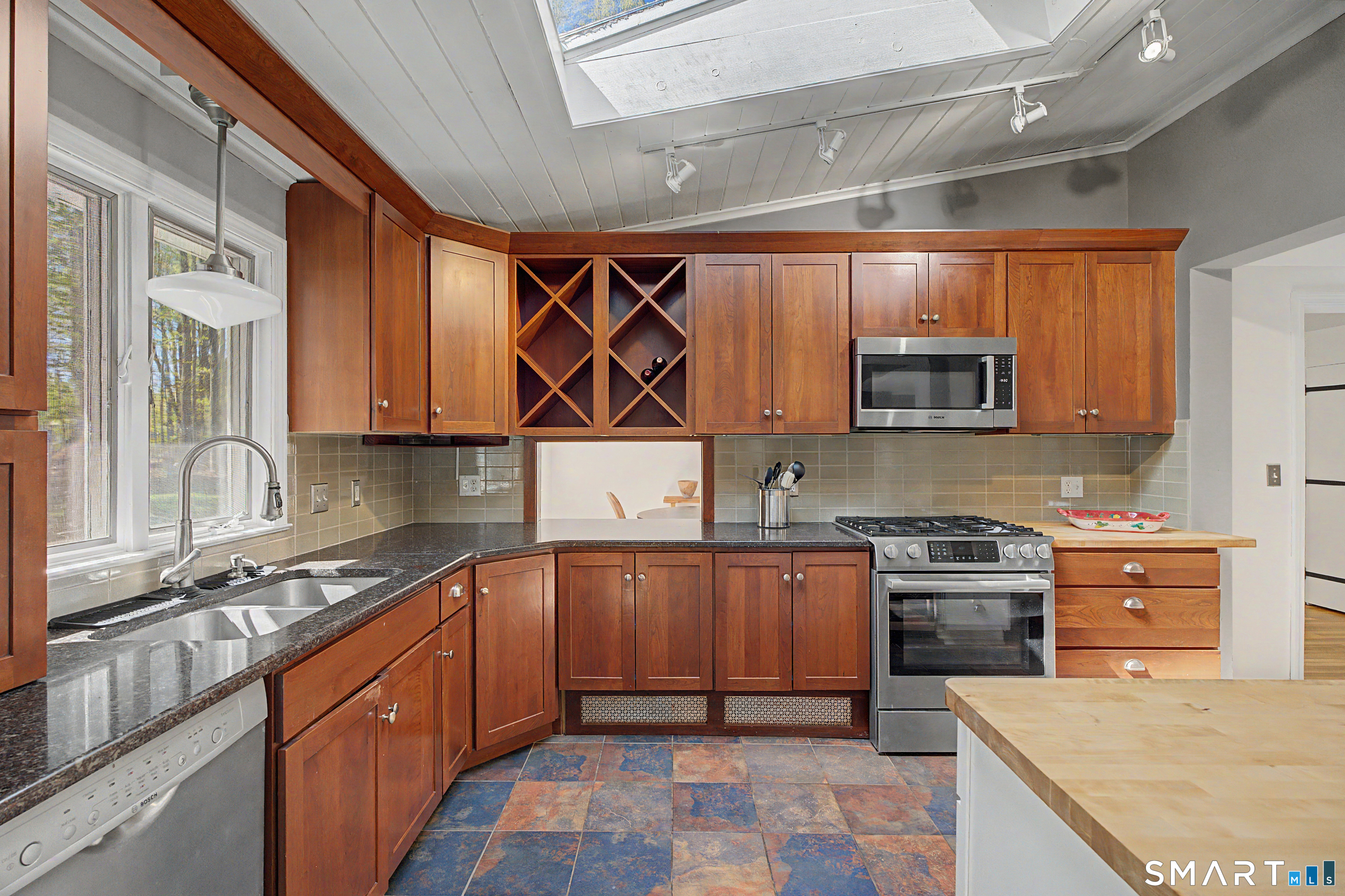 304 Bushy Hill Road