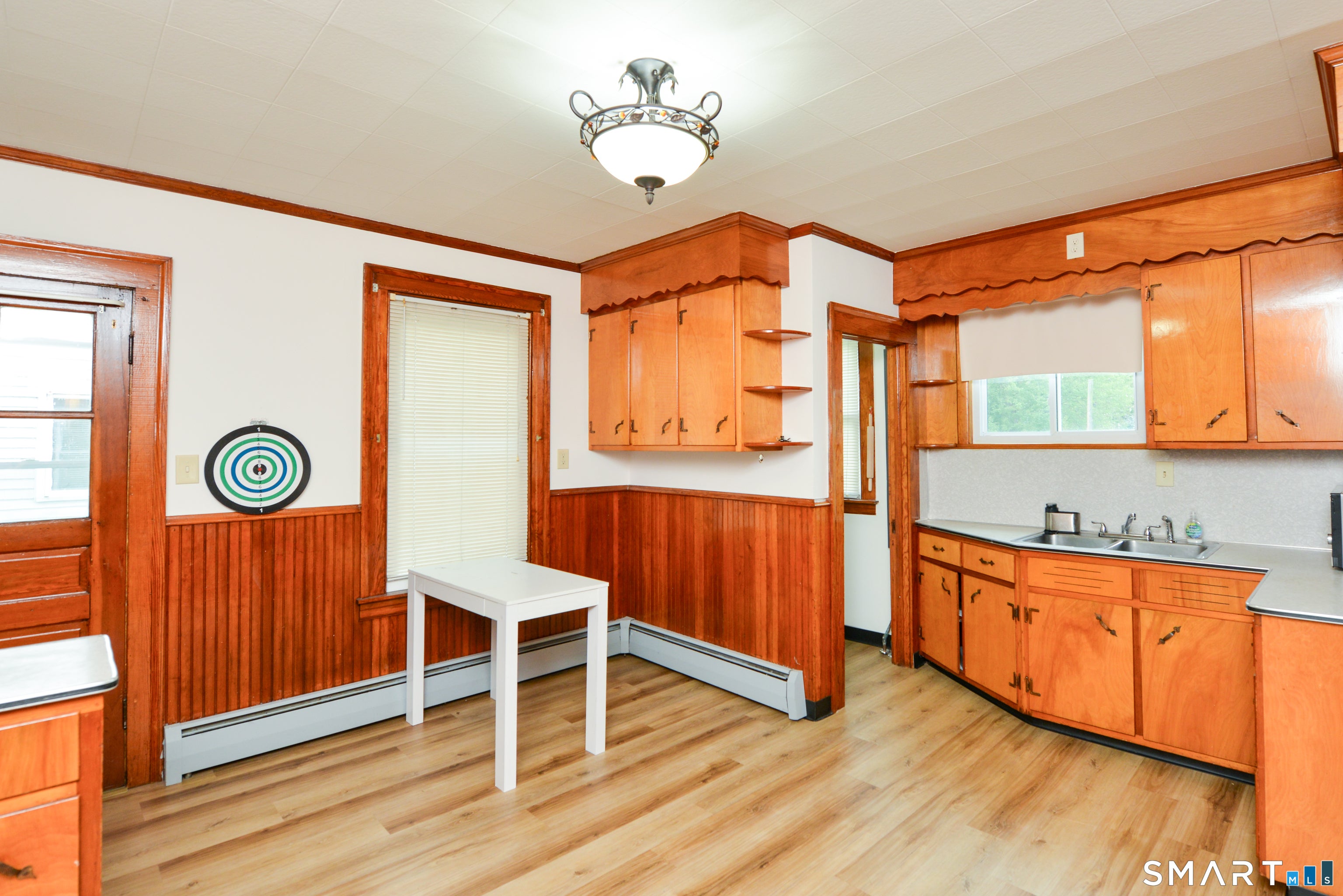 33 Zipp Avenue