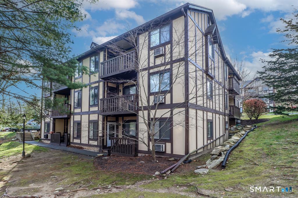 27 Rollingwood Drive 27