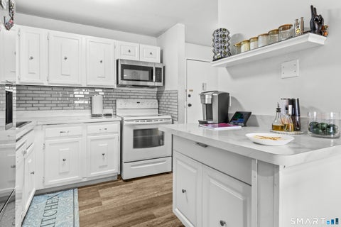 Tiny photo for 153 Bull Hill Lane #310, West Haven, CT 06516 (MLS # 24217493)