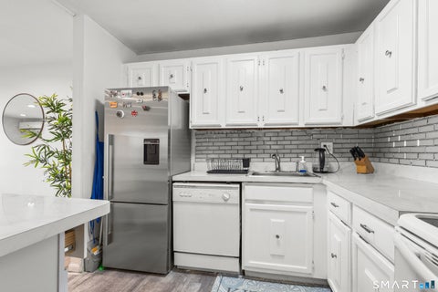 Tiny photo for 153 Bull Hill Lane #310, West Haven, CT 06516 (MLS # 24217493)