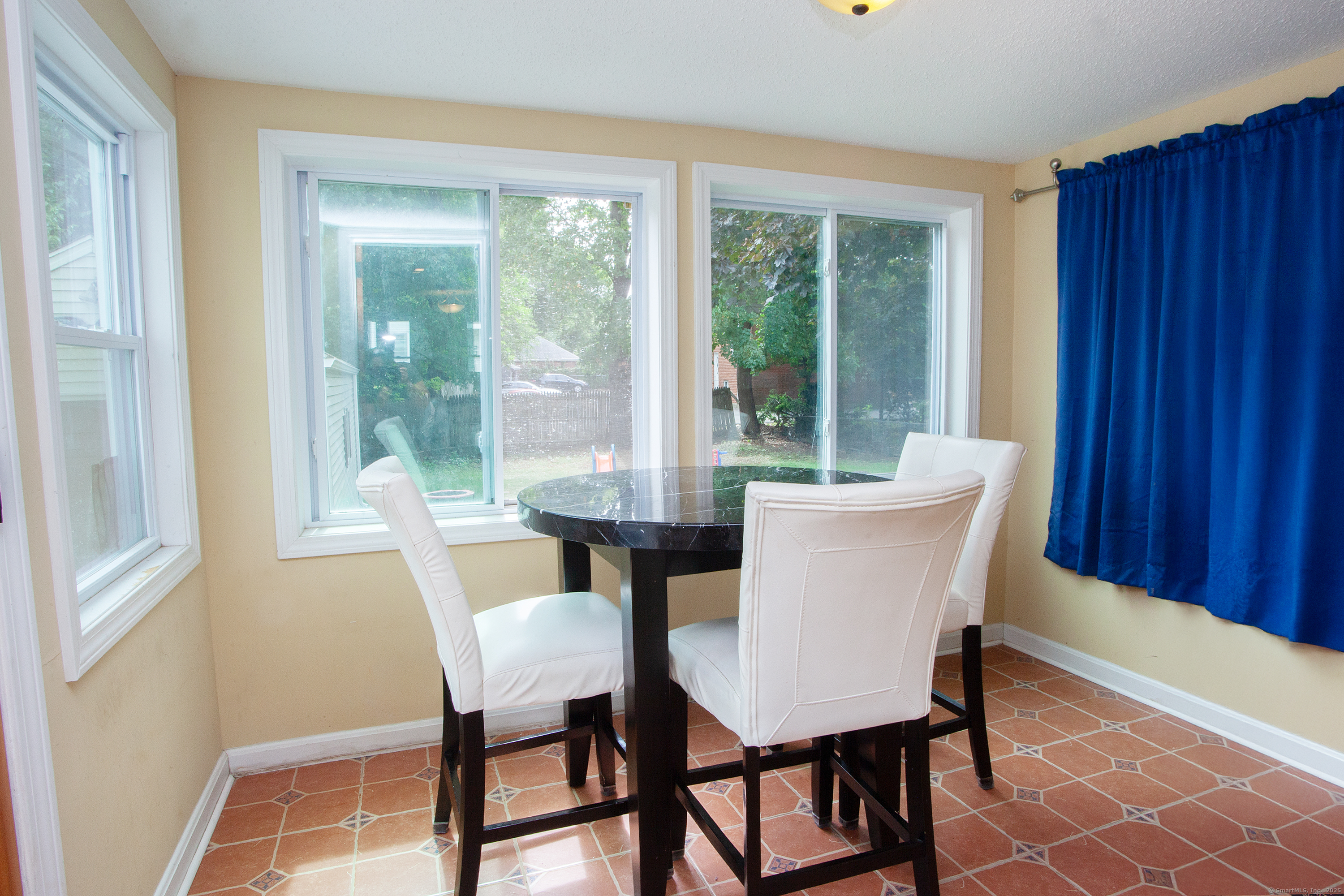 New Britain, Connecticut 06053, United States, 3 Bedrooms Bedrooms, ,2 BathroomsBathrooms,Residential,Pending,208787