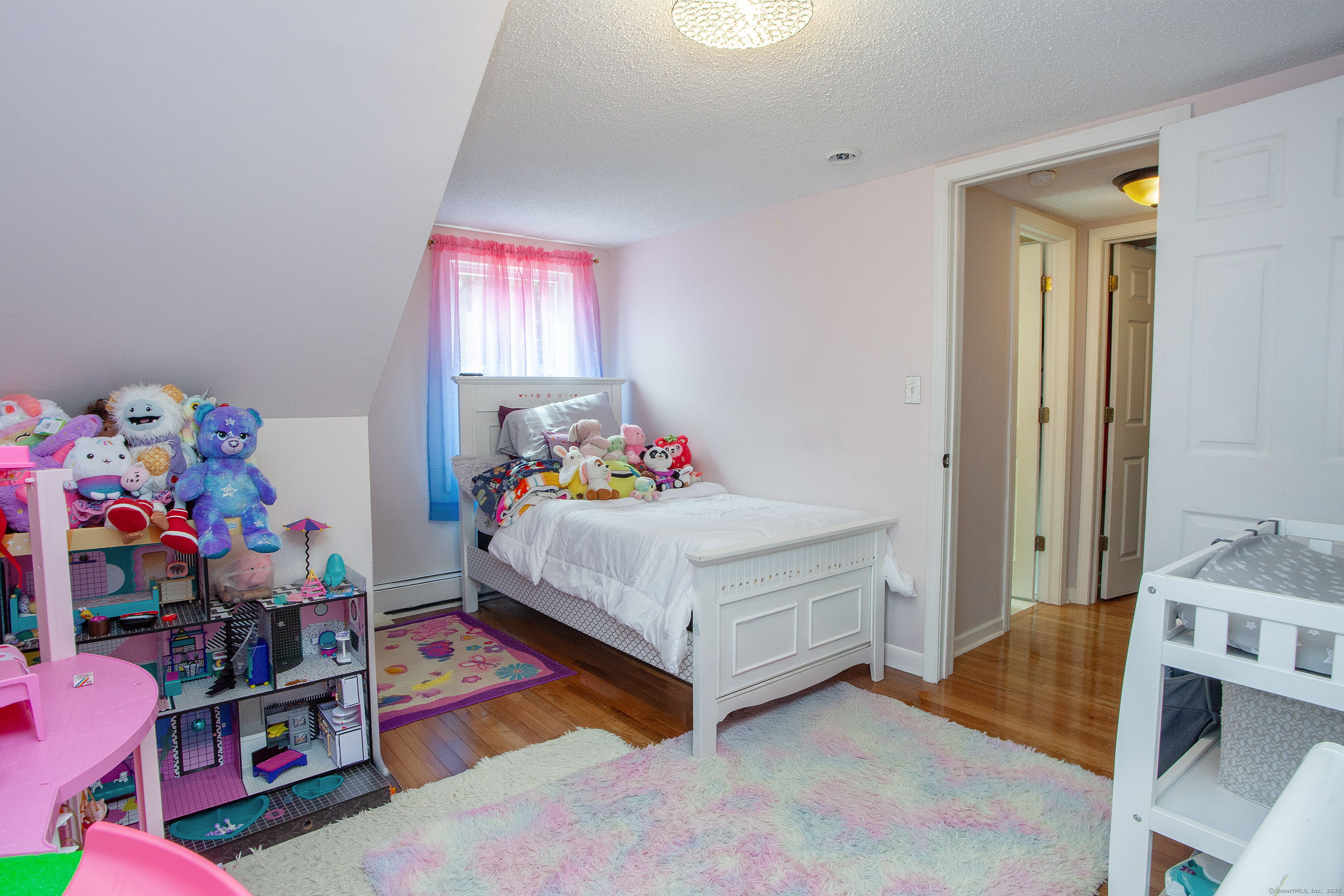 New Britain, Connecticut 06053, United States, 3 Bedrooms Bedrooms, ,2 BathroomsBathrooms,Residential,Pending,208787