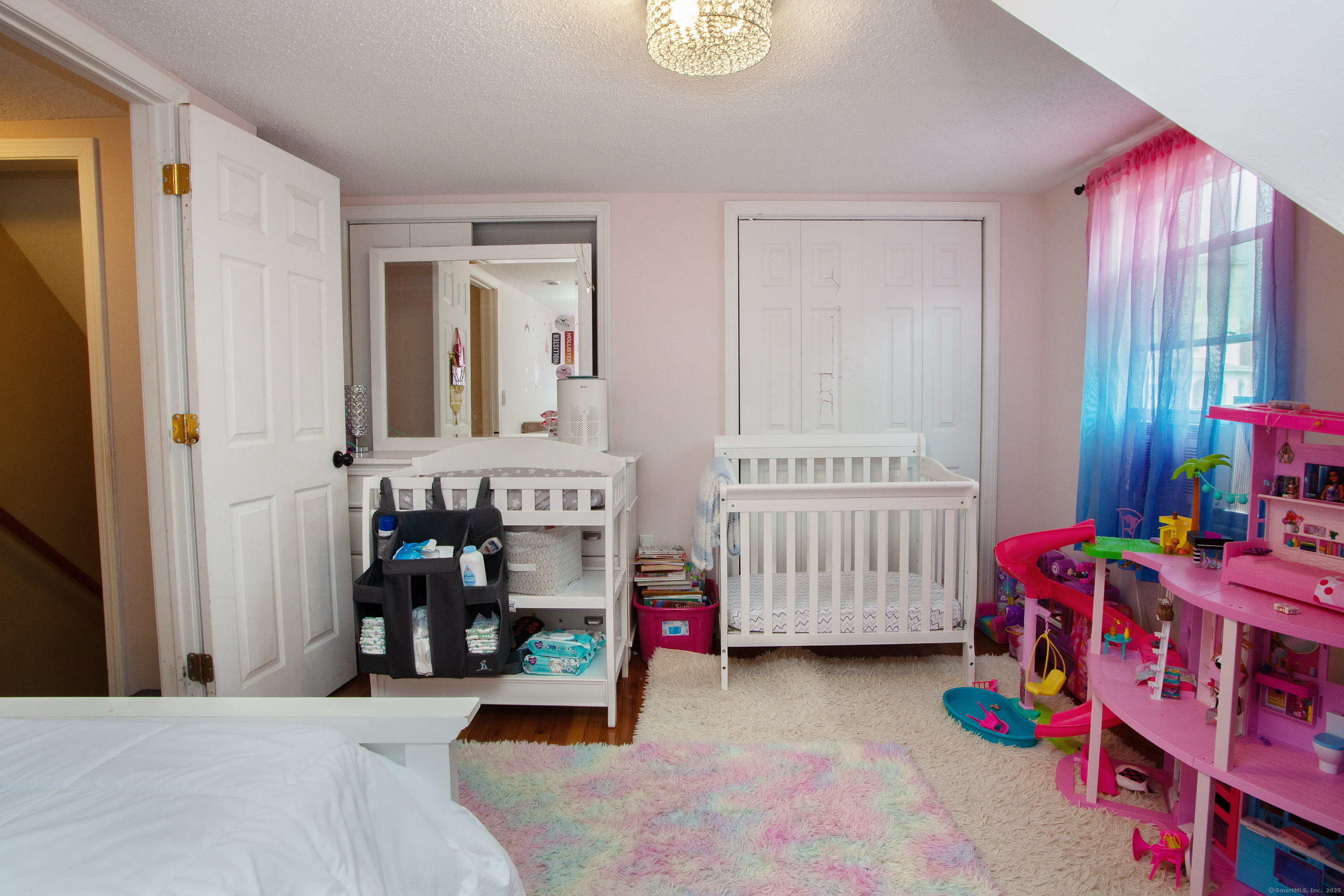 New Britain, Connecticut 06053, United States, 3 Bedrooms Bedrooms, ,2 BathroomsBathrooms,Residential,Pending,208787