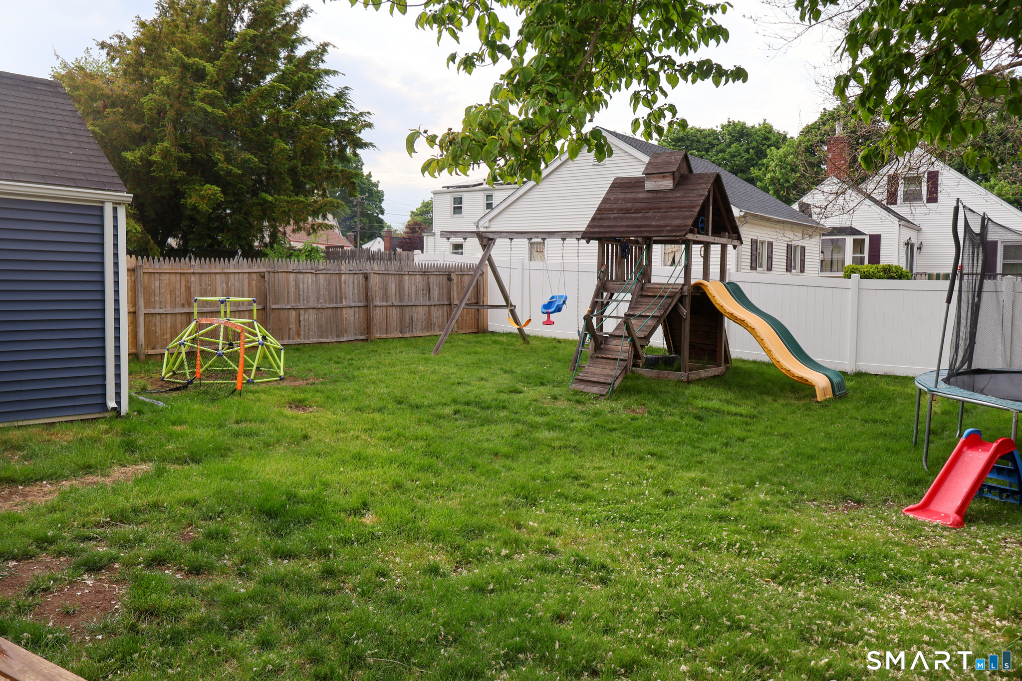 33 Linnmore Drive