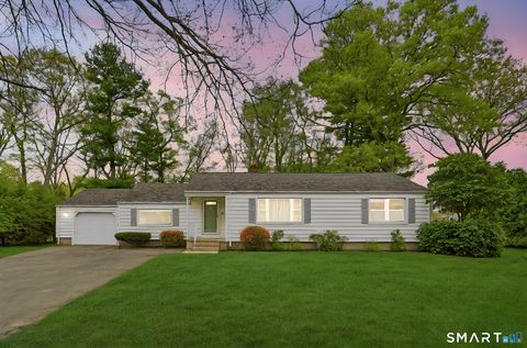 Tiny photo for 172 Pool Road, North Haven, CT 06473 (MLS # 24149405)