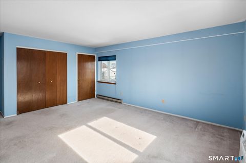 Tiny photo for 950 Cove Road #B6, Stamford, CT 06902 (MLS # 24151374)