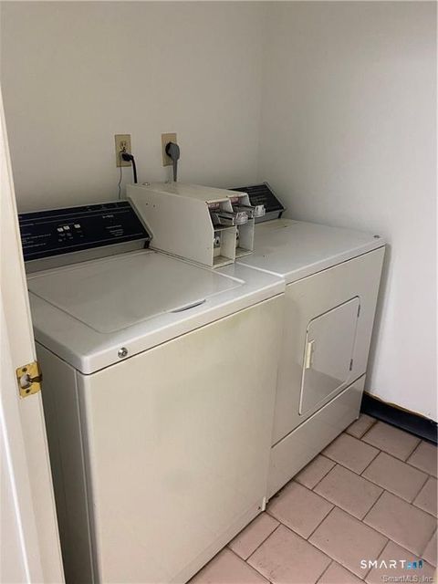 Tiny photo for 10 Collins Street #10-D, Hamden, CT 06514 (MLS # 24149760)