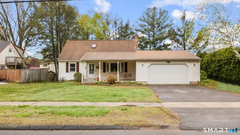 Photo of 537 George Washington Road, Enfield, CT 06082 (MLS # 24171934)