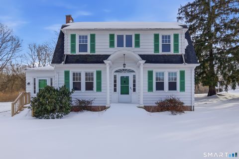 Photo of 815 EAST MAIN Street, Branford, CT 06405 (MLS # 24147313)