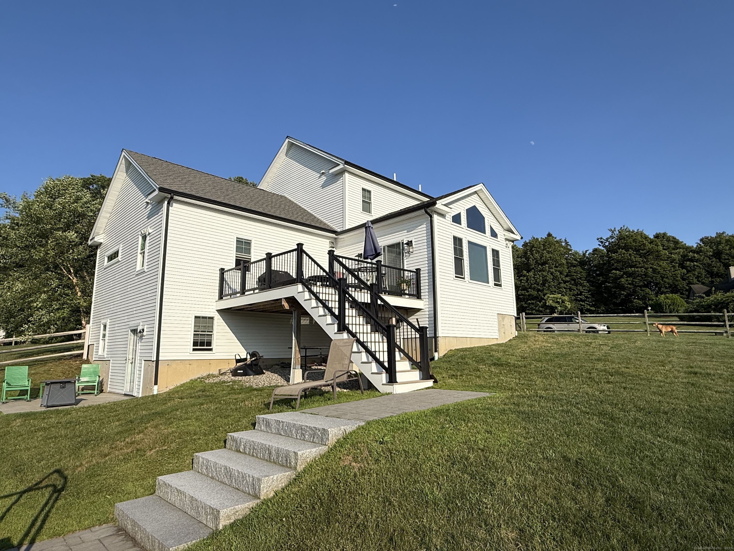 22 Thorson Road