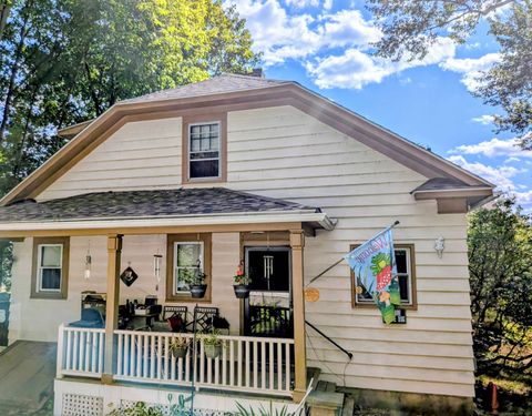 61 Pershing Avenue Seymour CT 06483