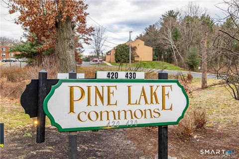 Photo of 422 Emmett Street #APT E, Bristol, CT 06010 (MLS # 24157962)