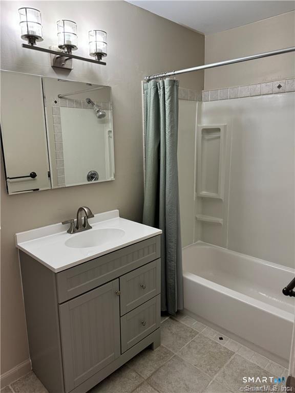 422 Emmett Street APT E