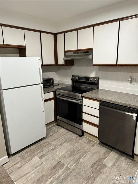 Tiny photo for 422 Emmett Street #APT E, Bristol, CT 06010 (MLS # 24157962)