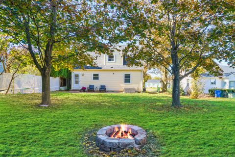 Tiny photo for 30 Denison Road, Middletown, CT 06457 (MLS # 24135348)