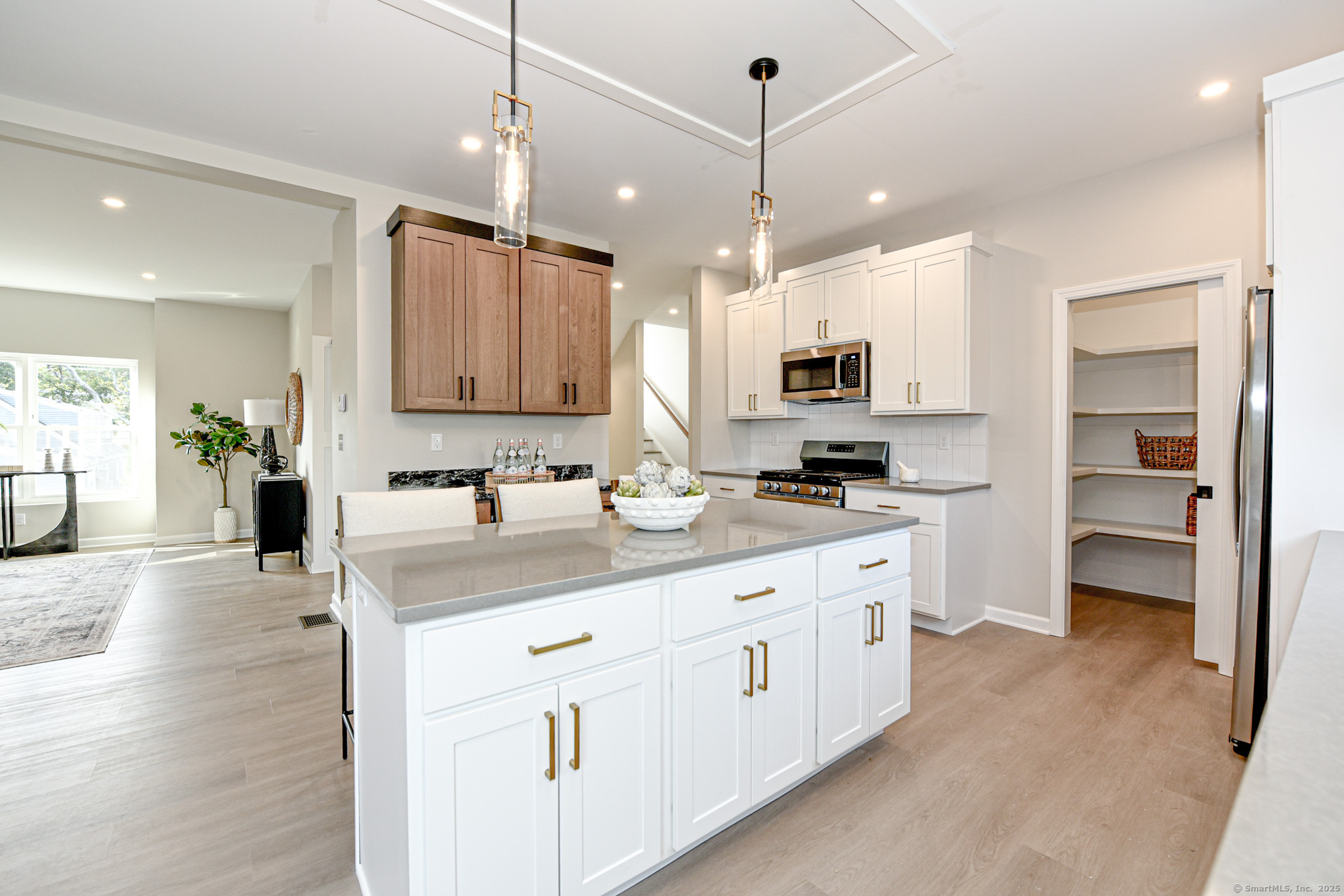 62 Soundview Avenue