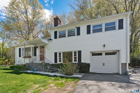 Photo of 863 Whittemore Road, Middlebury, CT 06762 (MLS # 24172026)