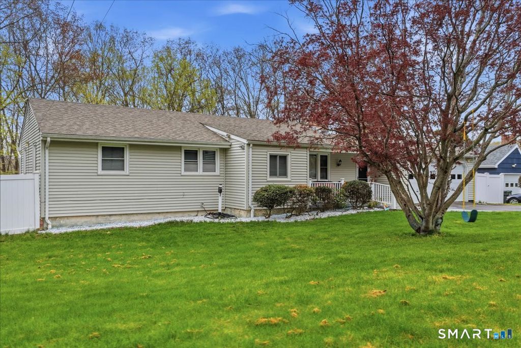 Photo of 33 Lauren Lane, Norwich, CT 06360 (MLS # 24168507)