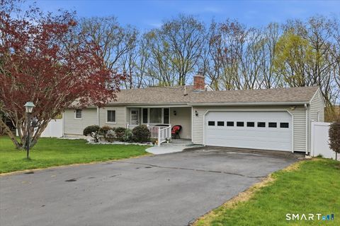 Photo of 33 Lauren Lane, Norwich, CT 06360 (MLS # 24168507)
