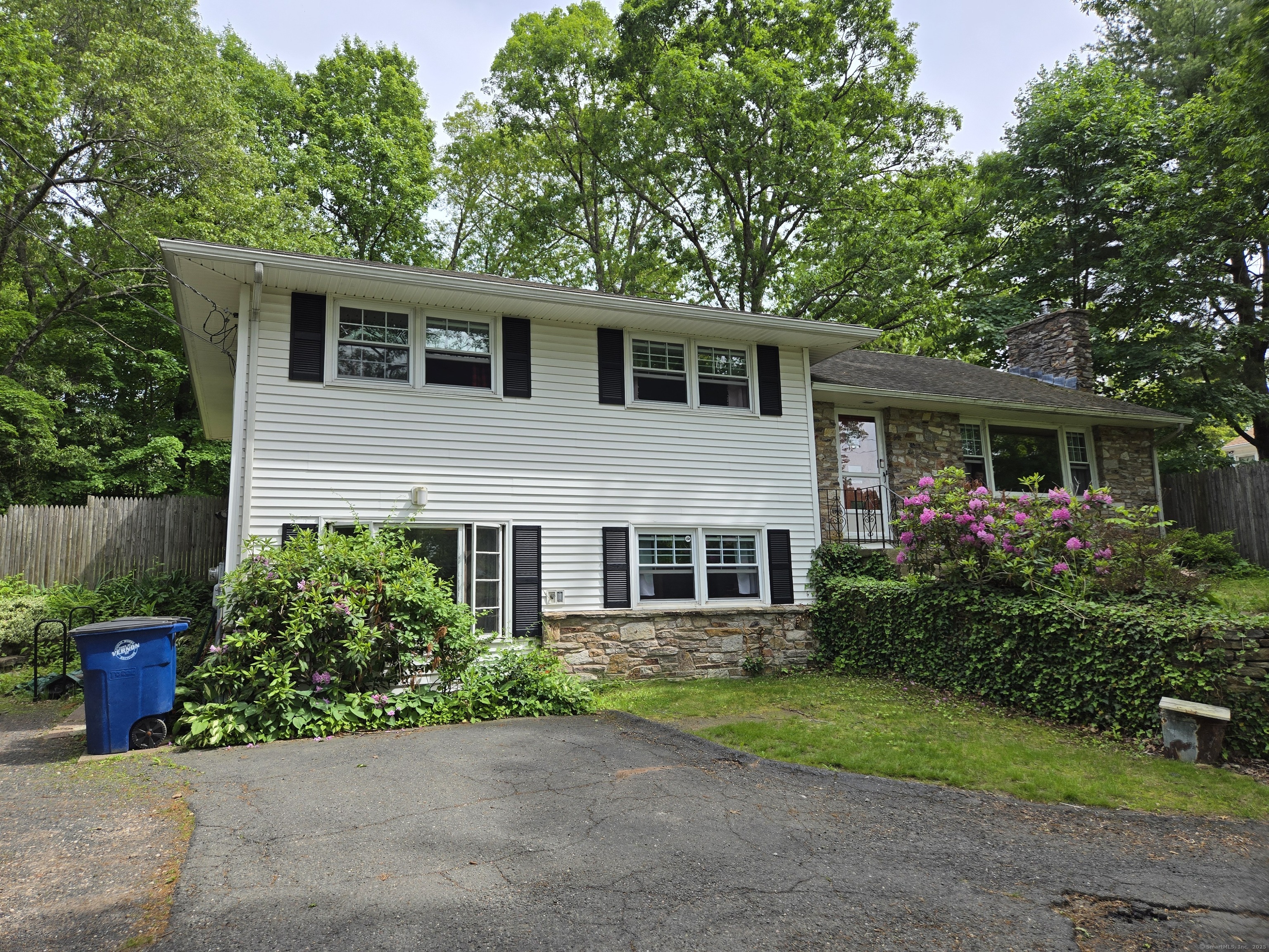 222 Lake Street
