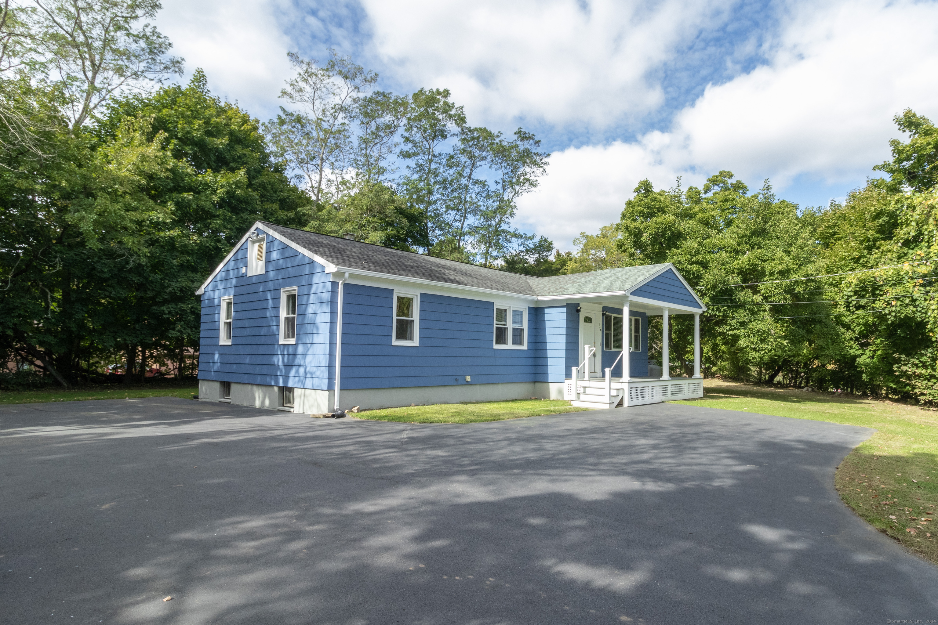 Property for Sale at 146 Cedar Street, Branford, Connecticut - Bedrooms: 3 
Bathrooms: 2 
Rooms: 8  - $386,500