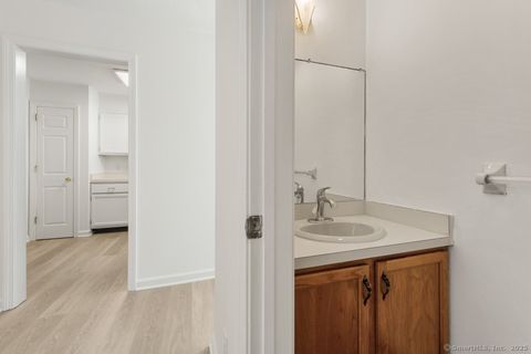 Tiny photo for 60 Far View Commons #60, Southbury, CT 06488 (MLS # 24130918)