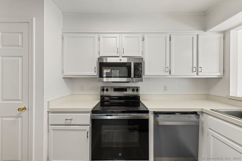 Tiny photo for 60 Far View Commons #60, Southbury, CT 06488 (MLS # 24130918)