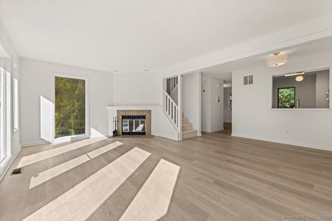 Tiny photo for 60 Far View Commons #60, Southbury, CT 06488 (MLS # 24130918)