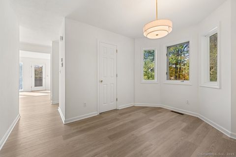 Tiny photo for 60 Far View Commons #60, Southbury, CT 06488 (MLS # 24130918)