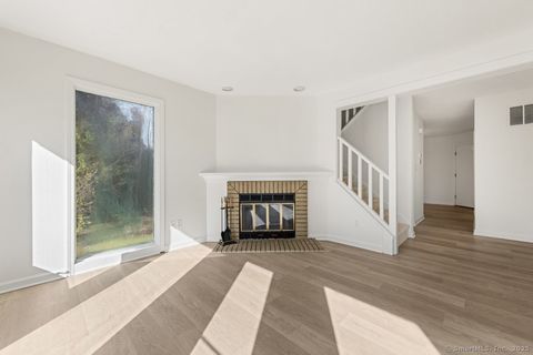 Tiny photo for 60 Far View Commons #60, Southbury, CT 06488 (MLS # 24130918)