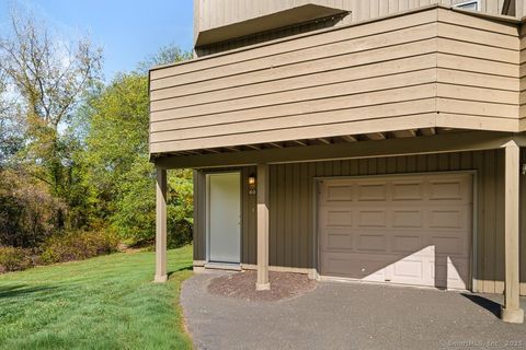 Tiny photo for 60 Far View Commons #60, Southbury, CT 06488 (MLS # 24130918)