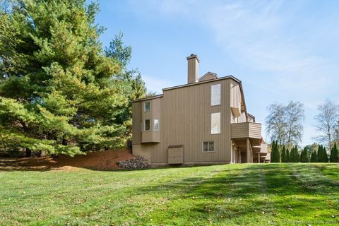 Tiny photo for 60 Far View Commons #60, Southbury, CT 06488 (MLS # 24130918)