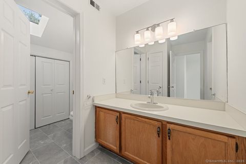 Tiny photo for 60 Far View Commons #60, Southbury, CT 06488 (MLS # 24130918)