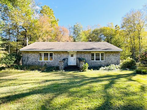 628 Beach Pond Road Voluntown CT 06384