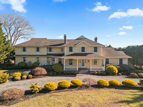 16 Montauk Avenue Stonington CT 06378