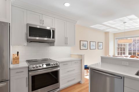 Tiny photo for 20 Wilton Crest #20, Wilton, CT 06897 (MLS # 24135699)