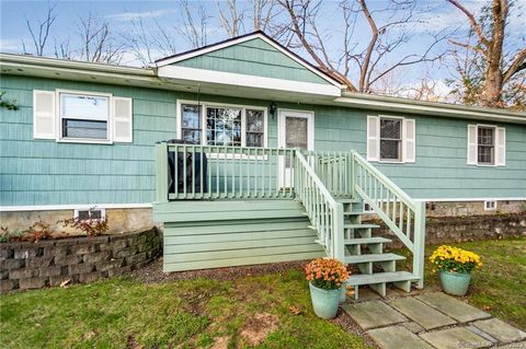 A home in New Milford