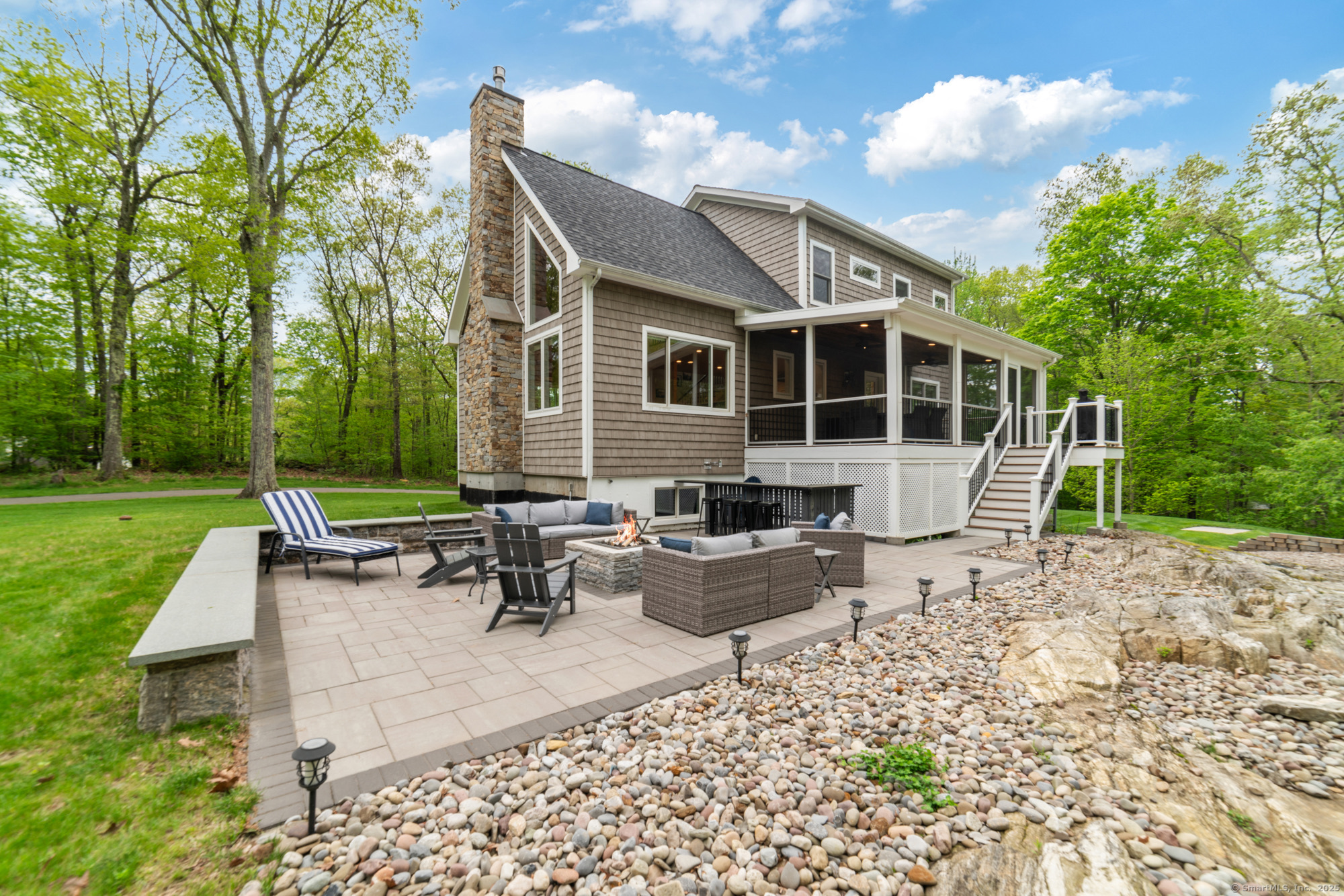 732 Hulls Hill Road, Southbury, Connecticut image 2