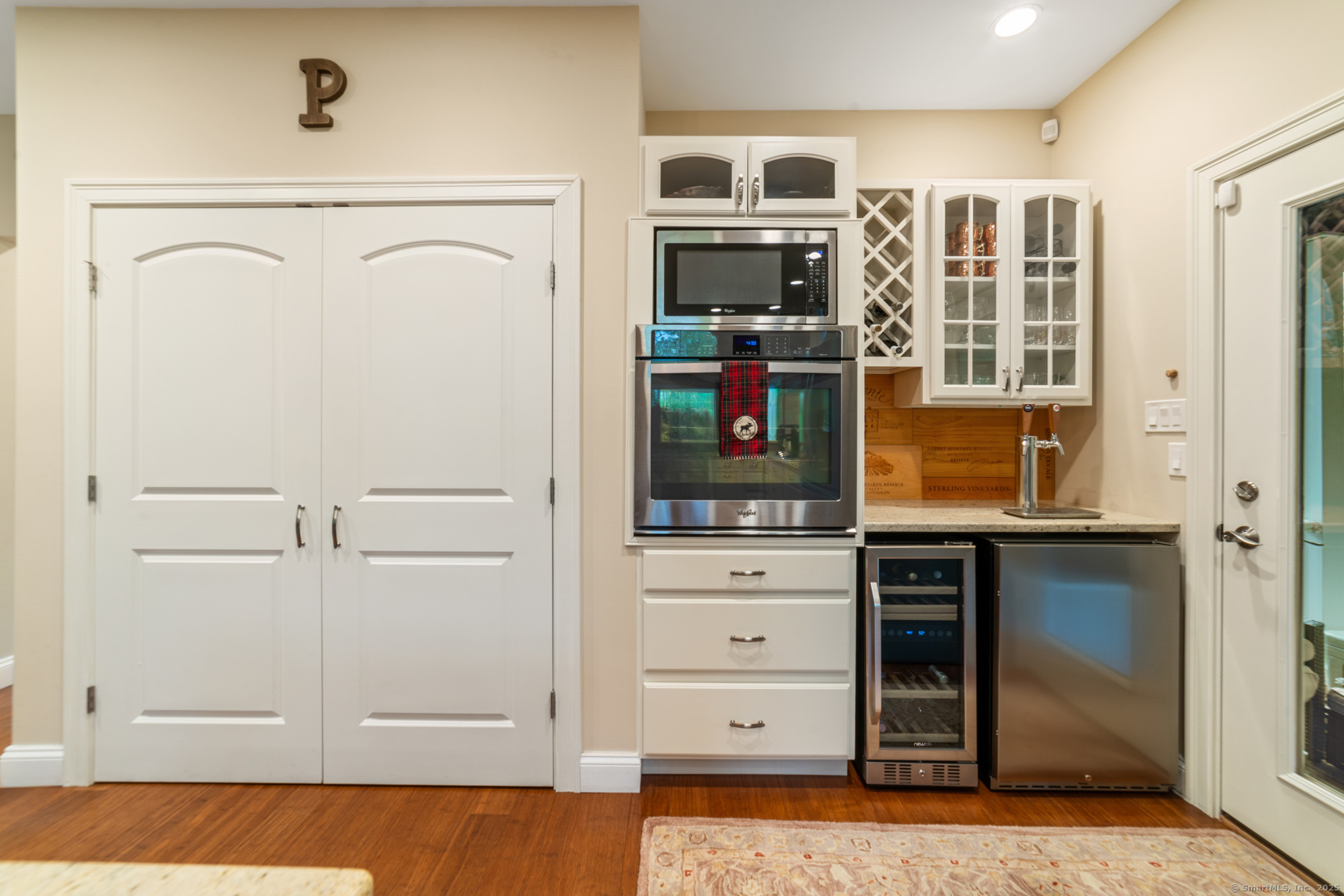 732 Hulls Hill Road, Southbury, Connecticut image 6