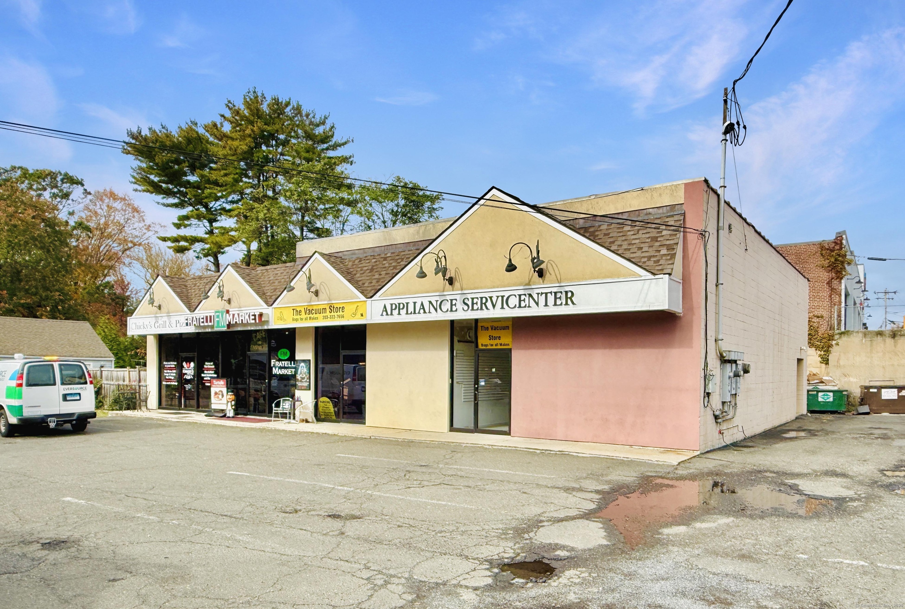 Stamford, Connecticut 06905, United States, ,Residential,Active,235922