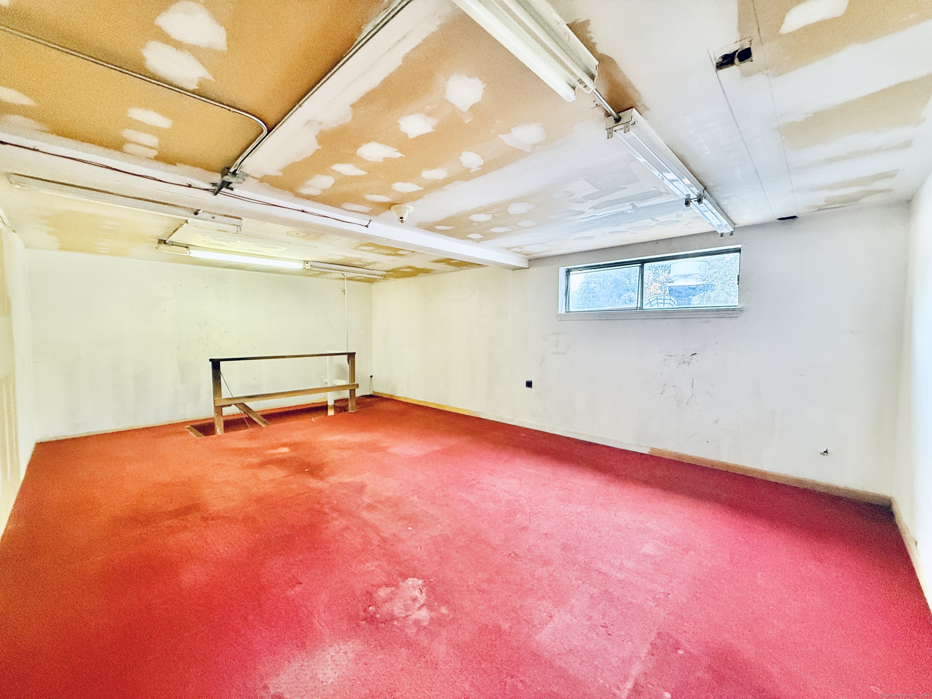 Stamford, Connecticut 06905, United States, ,Residential,Active,235922