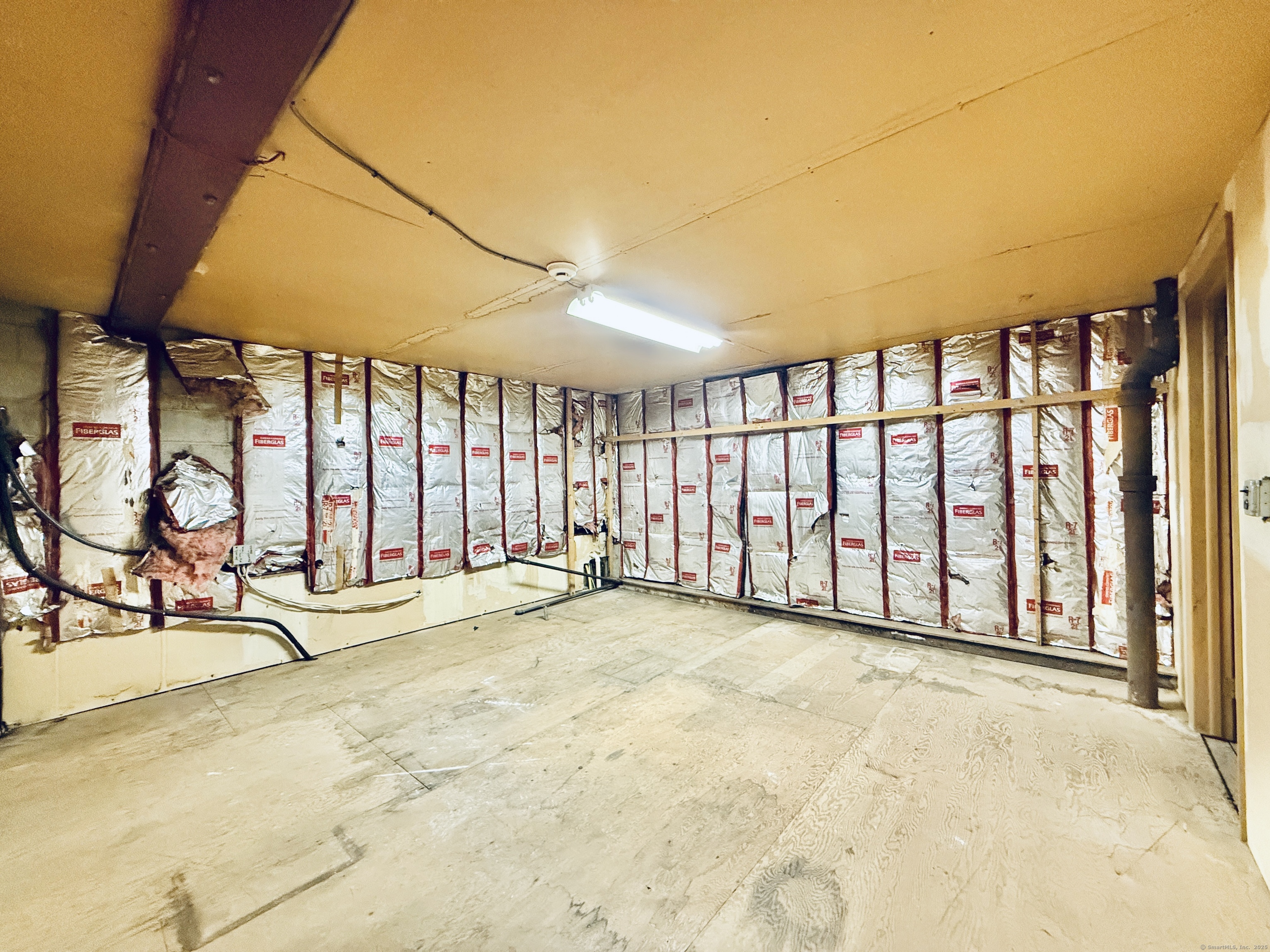 Stamford, Connecticut 06905, United States, ,Residential,Active,235922