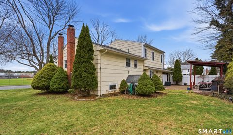Tiny photo for 28 Ashford Road, West Hartford, CT 06107 (MLS # 24159470)