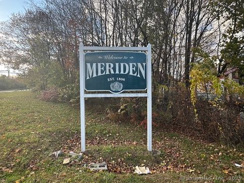 Tiny photo for 465 Pratt Street Extension, Meriden, CT 06450 (MLS # 24137527)