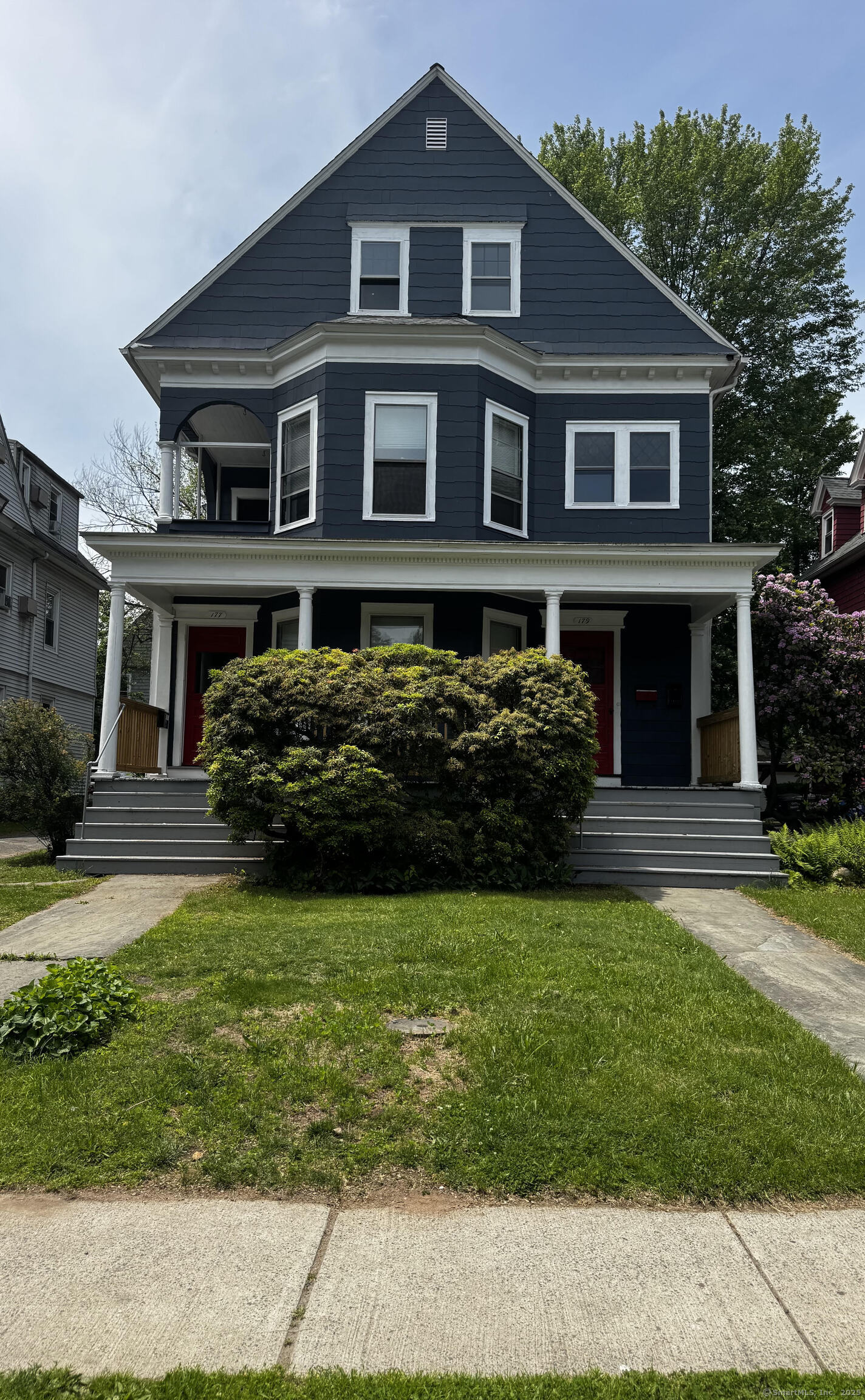 Sisson Avenue, Hartford, Connecticut - 3 Bedrooms  
1 Bathrooms  
7 Rooms - 