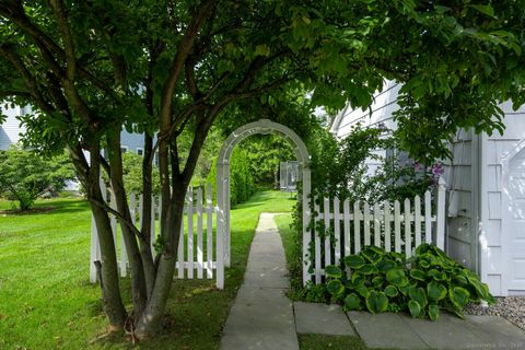 A home in Darien